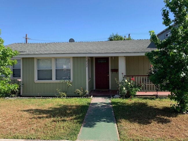 property at 1022 E Erna Ave