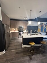 4797 NW 85th Ave, Unit A1 in Doral, FL - Foto de edificio - Building Photo