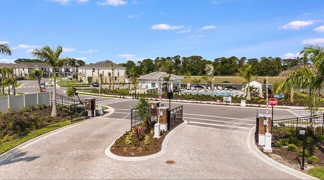 15092 Ginetti St in Nokomis, FL - Building Photo - Building Photo