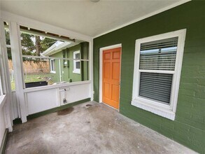 1823 NW 2 Ave in Gainesville, FL - Building Photo - Building Photo