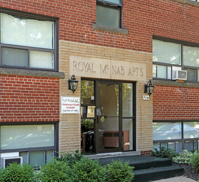 Royal McNab Apartments in Hamilton, ON - Building Photo - Building Photo