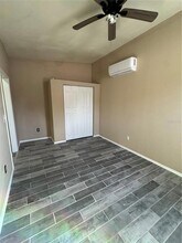 3719 Meadowbreeze Dr in Tampa, FL - Building Photo - Building Photo