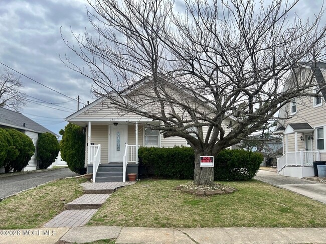 property at 246 7th Ave