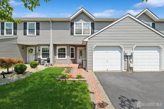 property at 7 Sloop Square