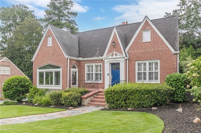 1189 Reeder Cir NE in Atlanta, GA - Building Photo - Building Photo