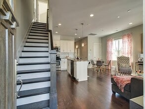 710 Buchanan St, Unit Unit 13 in Nashville, TN - Building Photo - Building Photo