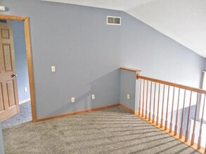 670 Kingfisher Ln in Woodbury, MN - Building Photo - Building Photo