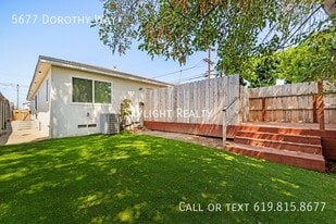 5677 Dorothy Way in San Diego, CA - Building Photo