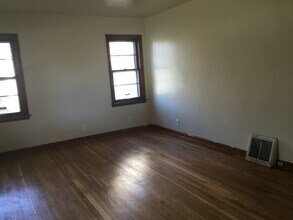 5964 N 41st St in Milwaukee, WI - Building Photo - Building Photo