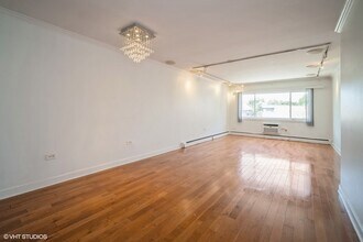 1508 W Pratt Blvd in Chicago, IL - Building Photo - Building Photo