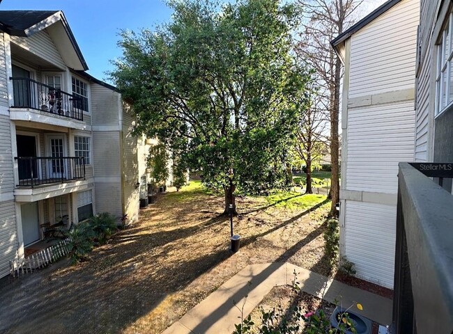 property at 1972 Lake Atriums Cir