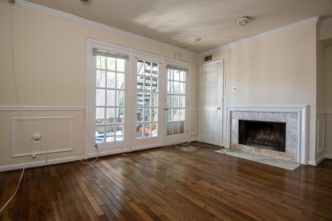 property at 4513 MacArthur Blvd NW