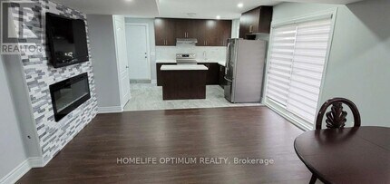 165 Russell Creek Dr in Brampton, ON - Building Photo - Building Photo