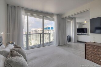3101 Bayshore Dr-Unit -2408 in Fort Lauderdale, FL - Building Photo - Building Photo