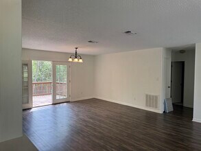 255 Skate Dr in Tallahassee, FL - Building Photo - Building Photo