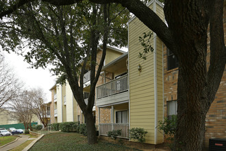 Monaco in Austin, TX - Building Photo - Building Photo