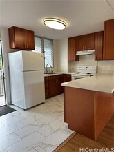 2001 Aupuni St in Honolulu, HI - Building Photo - Building Photo