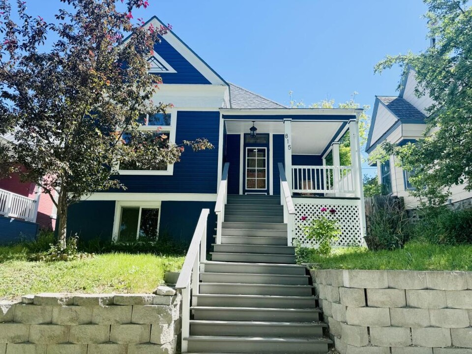 815 E Broadway St in Helena, MT - Building Photo