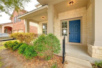 932 Rusk Rd in Round Rock, TX - Building Photo - Building Photo