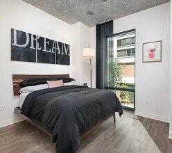 469 E Ohio St in Chicago, IL - Foto de edificio - Building Photo