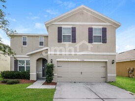 35900 Jenny Lynne Cir in Zephyrhills, FL - Building Photo