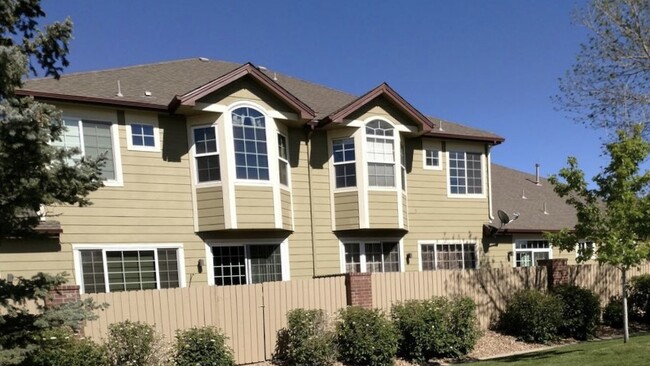 property at 2855 Rock Creek Cir