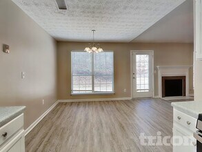 8583 Misty Creek Cir in Snellville, GA - Building Photo - Building Photo