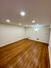 6113 N Kedzie Ave, Unit 2N in Chicago, IL - Foto de edificio - Building Photo