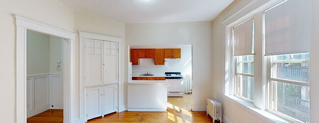 1776 Beacon St, Unit 6