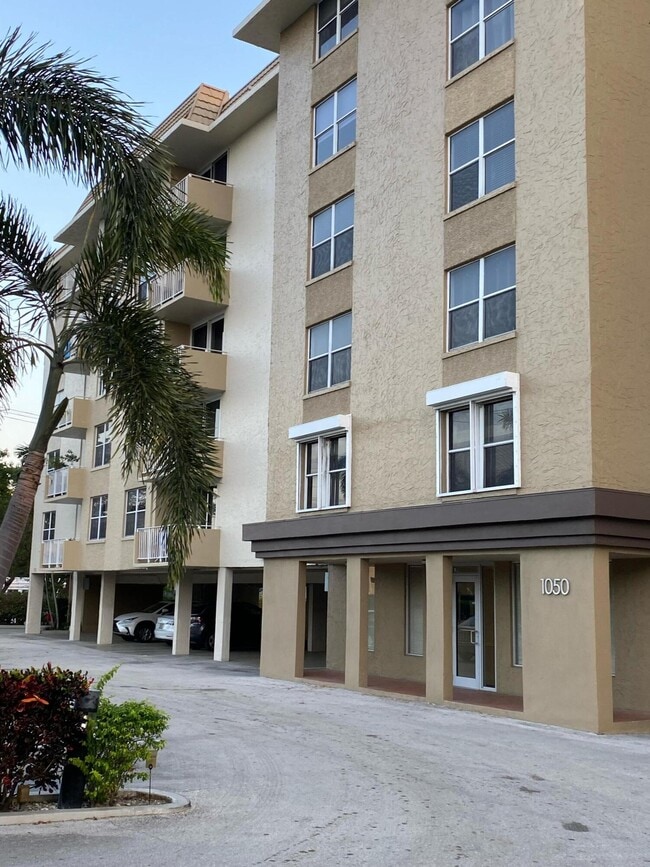 property at 1050 SE 15th St