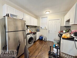 2541 N Seminary Ave in Chicago, IL - Building Photo - Building Photo