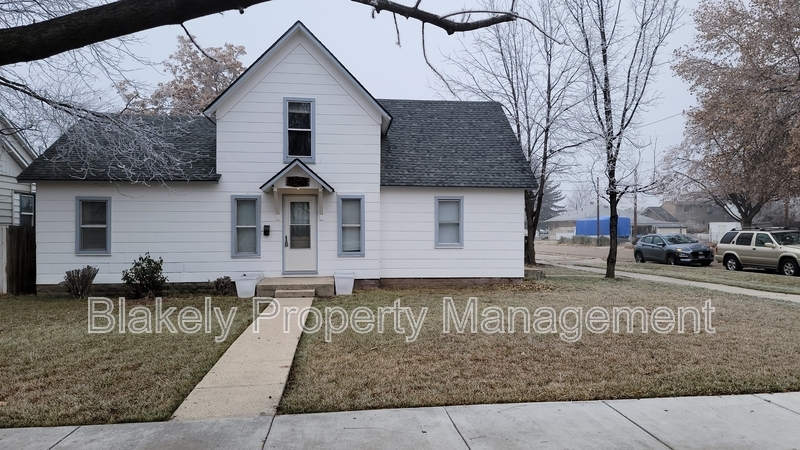 803 14th Ave S in Nampa, ID - Foto de edificio