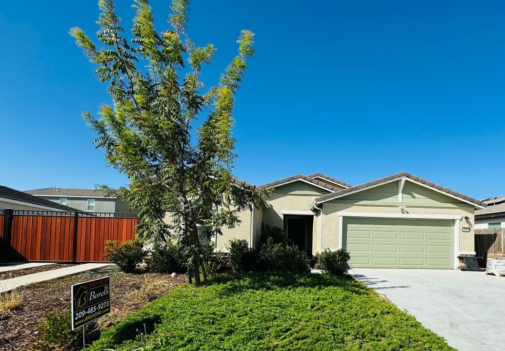2009 Giannone Ct in Los Banos, CA - Building Photo