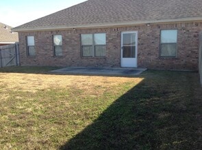 3025 Clydesdale Way in Robinson, TX - Building Photo - Building Photo