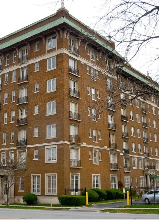 property at 2301 Fairfield Ave