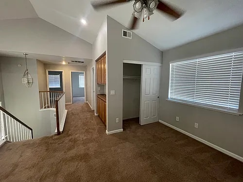 8336 Lonely Hill Way in Antelope, CA - Foto de edificio - Building Photo