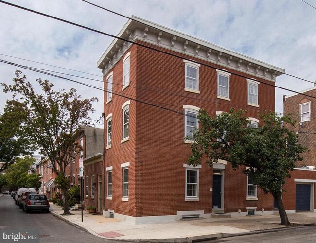 2201 Kater St in Philadelphia, PA - Building Photo - Building Photo