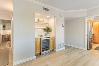 109 Bayshore Rd in Nokomis, FL - Building Photo - Building Photo