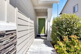 3488 W Remembrance Dr in Meridian, ID - Building Photo - Building Photo