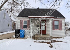 1621 E 11 Mile Rd in Madison Heights, MI - Building Photo