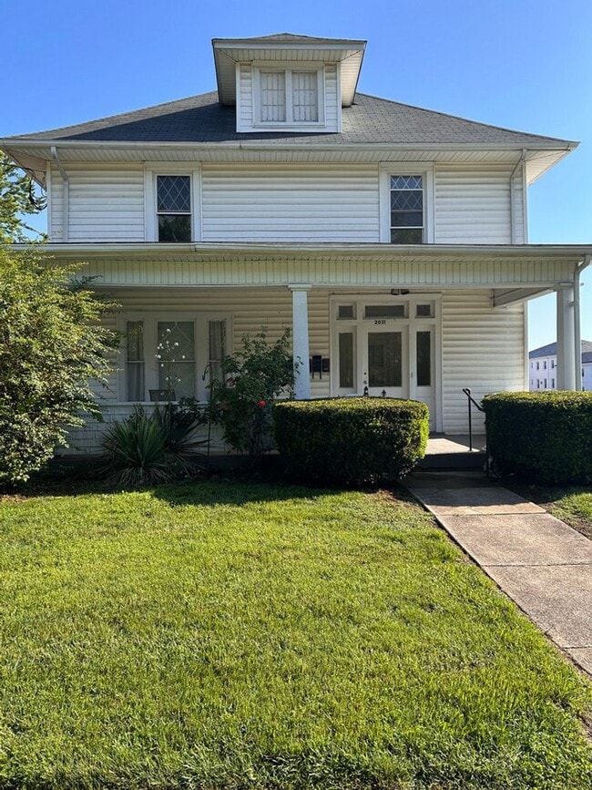 2031 Westover Ave SW in Roanoke, VA - Foto de edificio - Building Photo