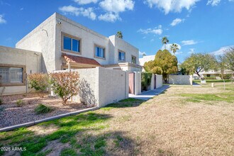 7920 E Keim Dr in Scottsdale, AZ - Building Photo - Building Photo