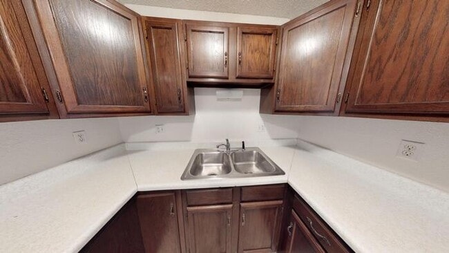 315 Eastdale Dr in Bismarck, ND - Building Photo - Building Photo