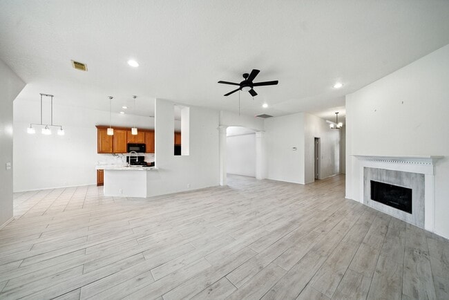 property at 3106 Windemere Park Ln