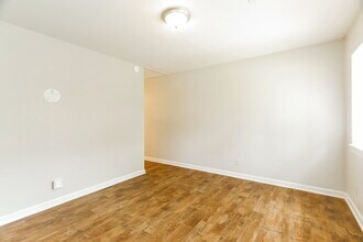 1628 Barrington Ln NE in Center Point, AL - Building Photo - Building Photo
