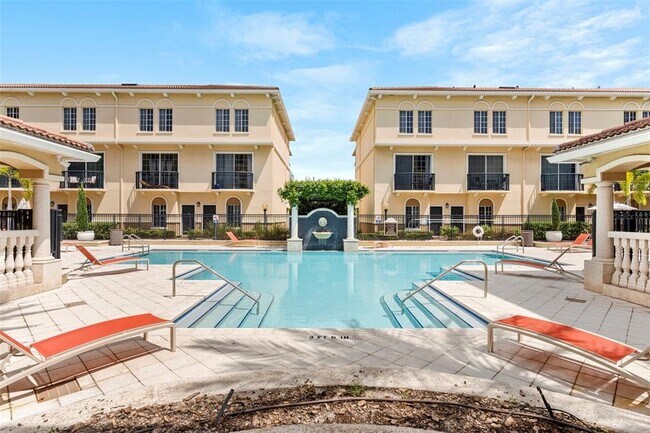 5222 Hampton Beach Pl in Tampa, FL - Building Photo - Building Photo