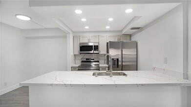 9466 Boca Cove Cir in Boca Raton, FL - Building Photo - Building Photo