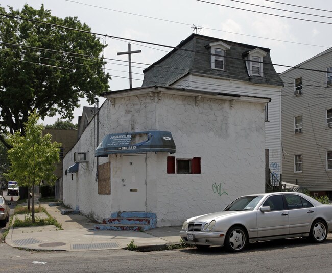 70-72 Grove Ave