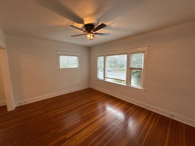 244 14th St SE in Salem, OR - Building Photo - Building Photo