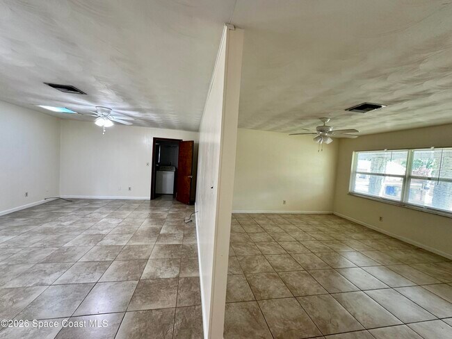 680 Birchwood Ln in Titusville, FL - Building Photo - Building Photo